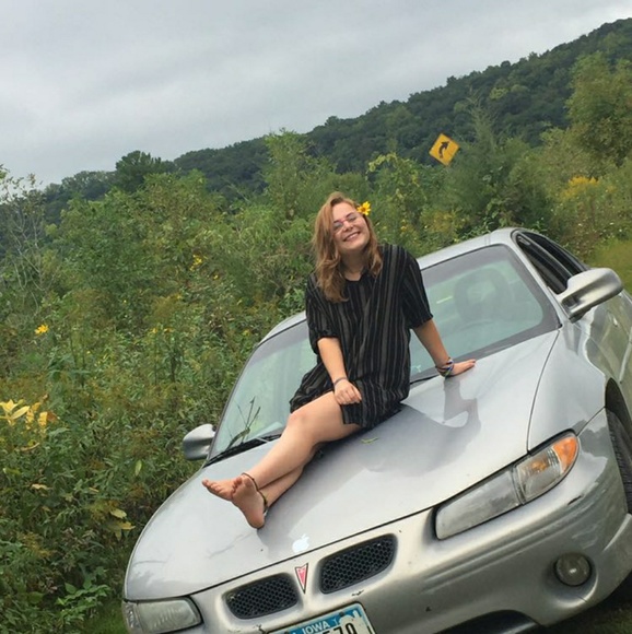 My Closetđź’• - Picture 4 of 12